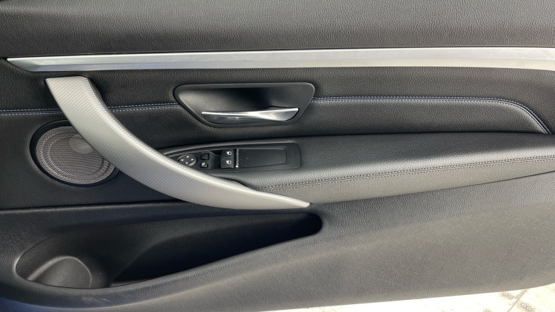 BMW 4 Series 440i M Sport 2dr Auto [Professional Media] Petrol Coupe